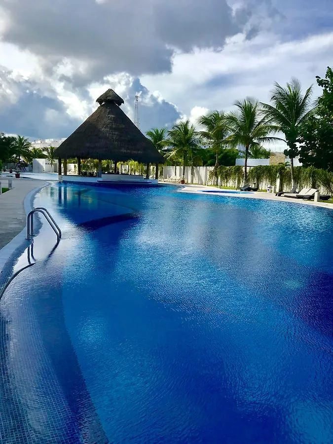 Apartment Luxury Paraiso Cancun Mexico