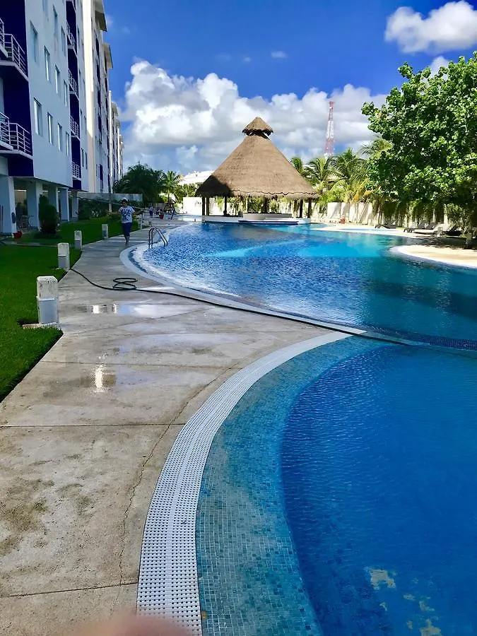Luxury Paraiso Cancun