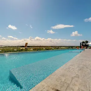 Malecon 601 Cancun